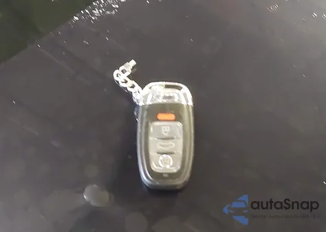 2013 Audi A4 2.0T Premium z USA, uszkodzony, nr VIN WAUFFAFL4DN012318